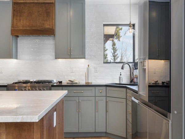 Luxury Peak 8 Ski in ski out 6 bedroom in the heart of Breck!